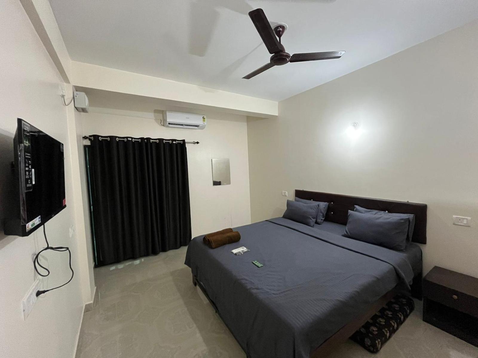 Hotel Saffron Baga Luaran gambar