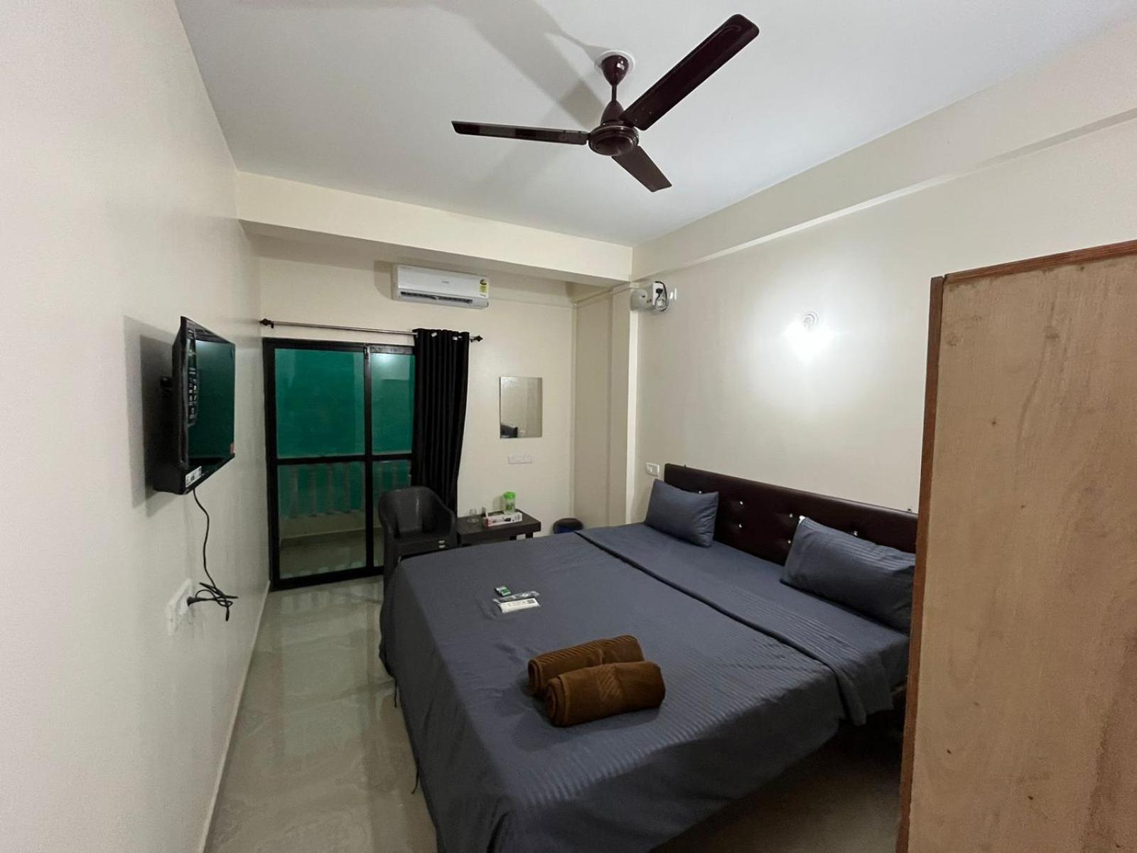 Hotel Saffron Baga Luaran gambar