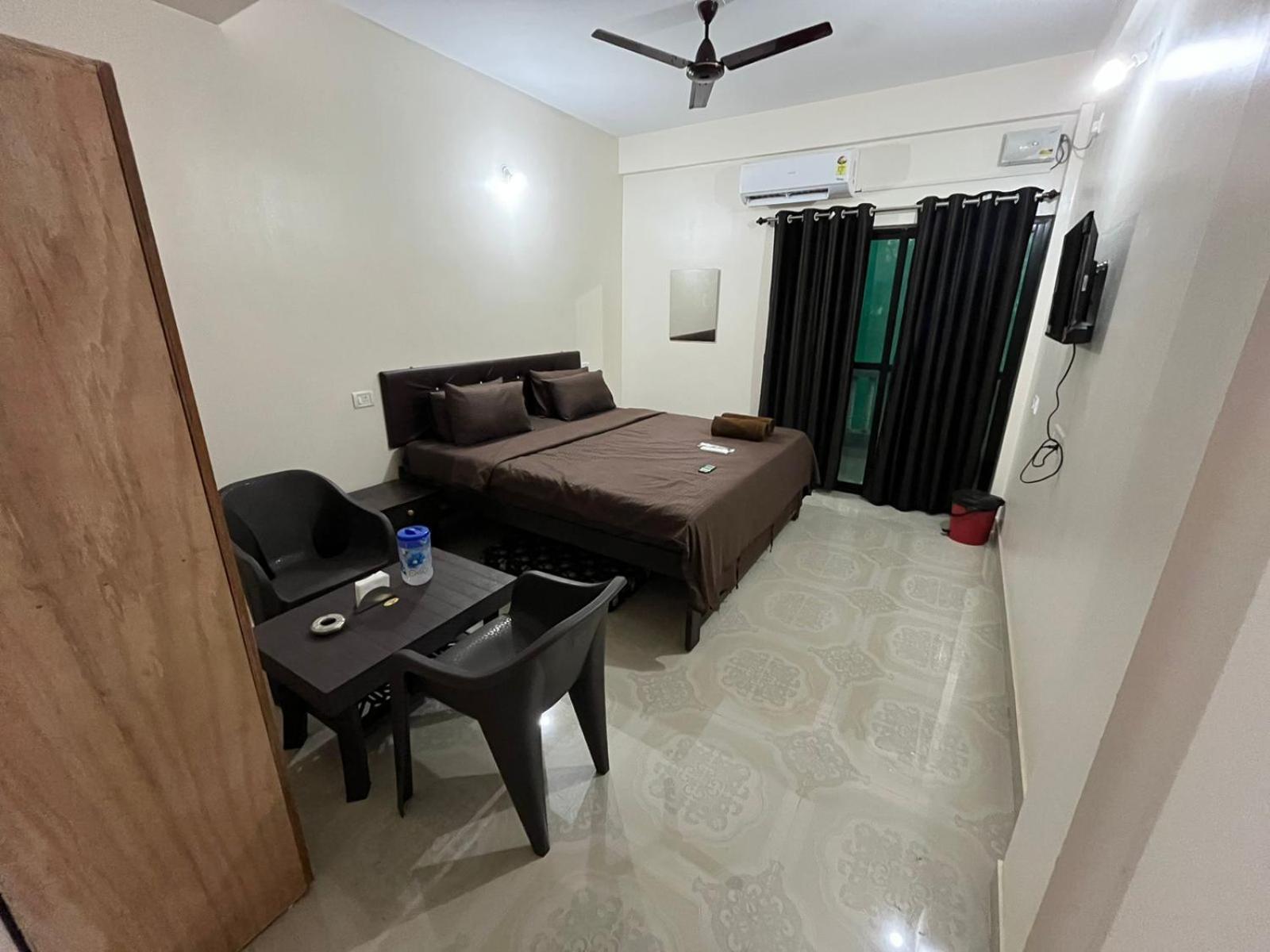 Hotel Saffron Baga Luaran gambar